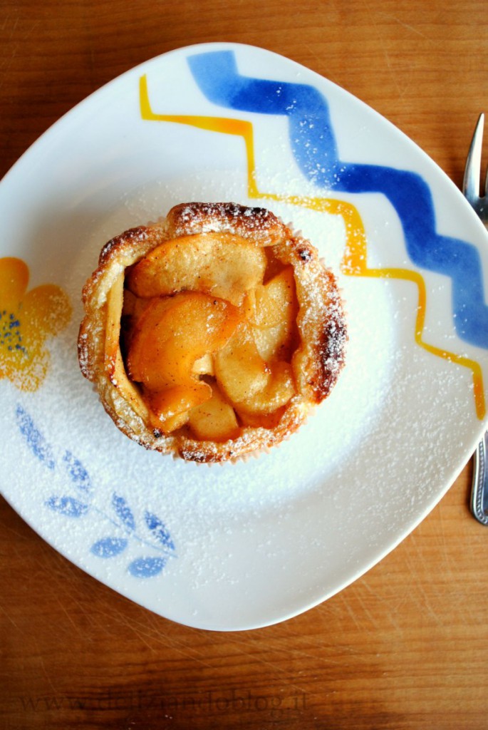 Crostatine di mele e cannella