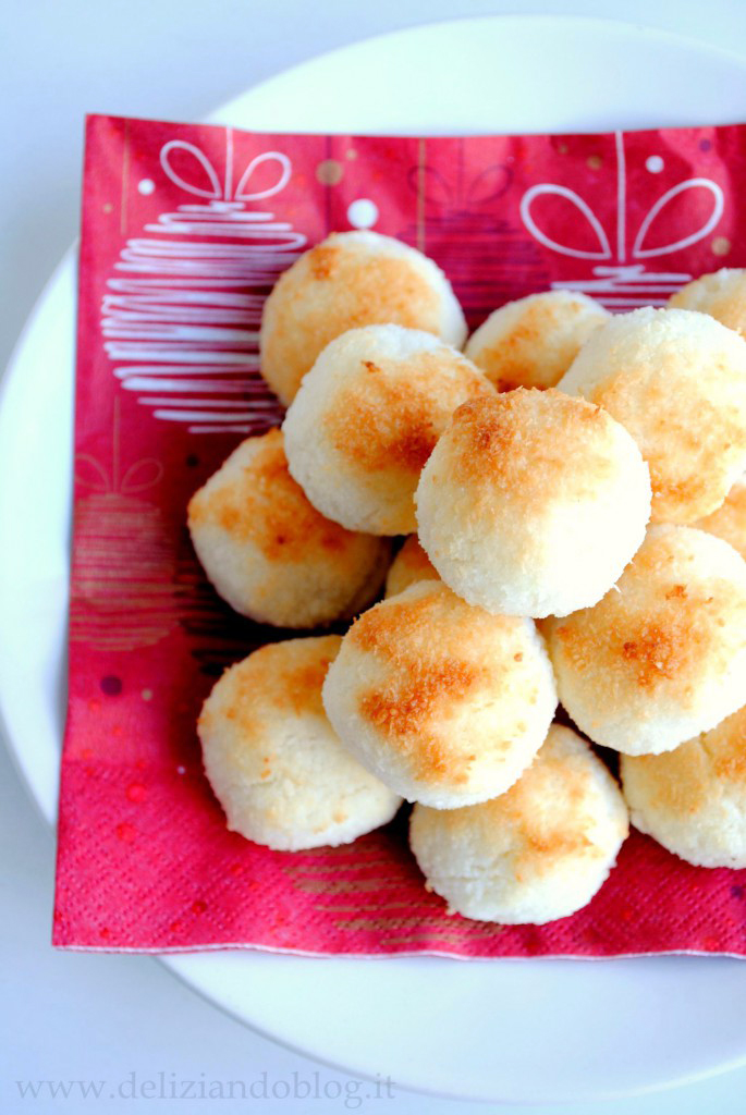 Biscotti morbidi al cocco